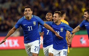 Diego Souza ghi bàn sau 11 giây, Brazil đè bẹp Australia 4-0