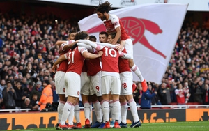 Arsenal 3-1 Burnley: Aubameyang lập cú đúp, Arsenal tìm lại chiến thắng