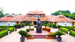 Dấu ấn tư tưởng Đại thi hào Nguyễn Du – di sản nhân văn vượt thời gian