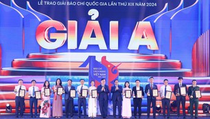 Lễ trao Giải Báo chí quốc gia lần thứ XIX - năm 2024: Khẳng định vị thế, những đóng góp to lớn của các thế hệ nhà báo Việt Nam