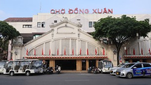 Góc nhìn 365: Chờ "đánh thức" chợ Đồng Xuân