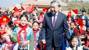 Tổng Bí thư Tô Lâm dự lễ khánh thành Trường Phổ thông nội trú liên cấp Tiểu học và THCS Si Pa Phìn