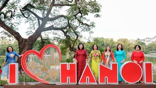 Sống vui, sống khỏe, phát huy vai trò “cây cao bóng cả”