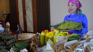 Bà con học công nghệ, đưa đặc sản lên không gian số