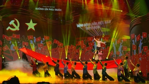 "Đường lên phía trước": Bản giao hưởng nghệ thuật chào mừng 96 năm ngày thành lập Đảng Cộng sản Việt Nam
