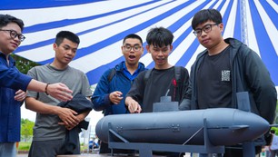 Phấn đấu có hướng nghiên cứu vào nhóm 5% thế giới về mức độ ảnh hưởng khoa học