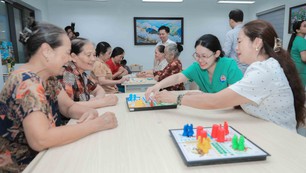 Góc nhìn 365: Để tuổi già vẫn được chăm sóc giữa gia đình