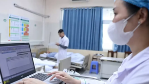 Hà Nội: Phấn đấu 100% người dân có Sổ sức khỏe điện tử trên VNeID từ 15/10