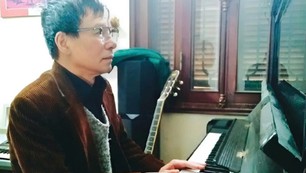 "Sông Lô chiều cuối năm" - Bình yên được viết từ những mất mát