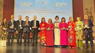 Tôn vinh tiếng Việt: “Tiếng Việt trong tim con” – Gìn giữ tiếng mẹ đẻ, gắn kết với quê hương