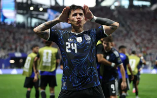 World Cup trên sân nhà: Ký ức World Cup và môn chơi của niềm vui
