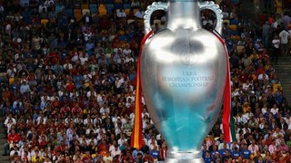 Nhìn từ EURO 2012: Phía Đông còn nhiều cái lạ!