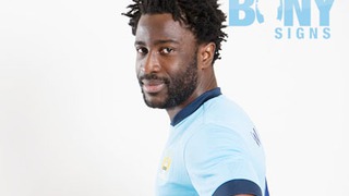 Wilfried Bony đến Man City: Đá 1 trận, thưởng 20 ngàn bảng. Giành cú ăn ba, thưởng 3 triệu