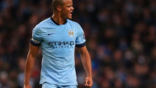 Kompany sa sút: Hàng thủ Man City gặp rắc rối lớn