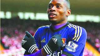 Diafra Sakho bị 'tấn công' vì CAN 2015