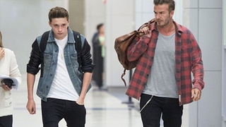 Brooklyn Beckham đã lên U18 Arsenal dù mới 15 tuổi