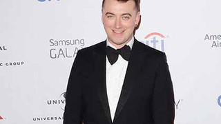 Sam Smith 'bực bội' vì vẫn chưa được nhận tượng Grammy