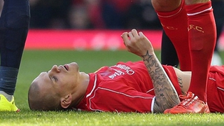 Martin Skrtel bất tỉnh hoàn toàn ngay trên sân