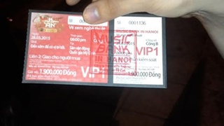 Người cười, kẻ khóc vì vé Music Bank