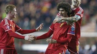 Fellaini tiếp tục thăng hoa, lập cú đúp giúp Bỉ đại thắng