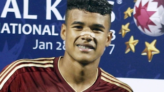 Chelsea chuẩn bị đón ‘thần đồng Brazil’ Kenedy