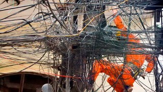 FLUXUS - trào lưu nghệ thuật 'trôi': 'Trôi' ở mọi lúc, mọi nơi