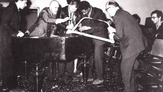 FLUXUS - trào lưu nghệ thuật 'trôi' (Kỳ 9 & hết): FLUXUS sống mãi