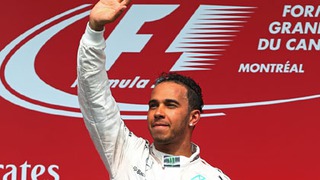 Lewis Hamilton lập kỷ lục mới