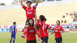 ĐTLA - Đồng Nai 4-2: Hat-trick của Tài Em đưa ĐTLA vào bán kết