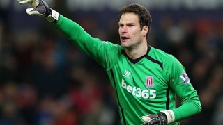 Man United và Chelsea tranh nhau Begovic