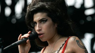 Nhạc Amy Winehouse 'hồi sinh' nhờ phim tài liệu