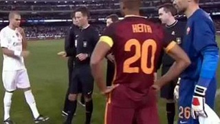 VIDEO: Keita vẫn chưa hết 'hận thù' với Pepe