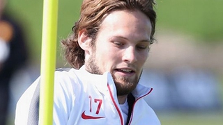 Vì sao Daley Blind từng từ chối đề nghị 'khủng' của Arsenal?