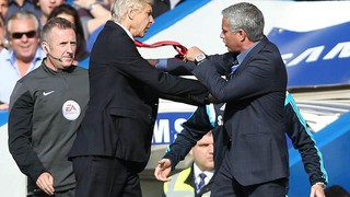 Từ rắc rối giữa Mourinho và Wenger: Cần một quy chuẩn ứng xử cho các HLV Premier League