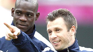 Antonio Cassano và Mario Balotelli: 'Không chốn dung thân'