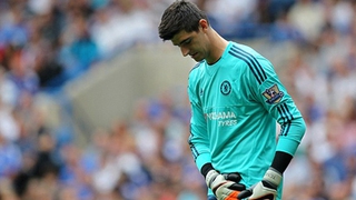 Courtois bị tố cáo 'ăn vụng' với người mẫu nước Bỉ, bố phải lên tiếng