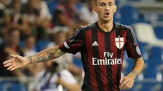 Pha cứu thua ngoạn mục của Romagnoli cho Milan