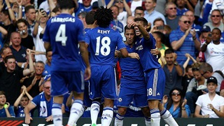 Chelsea 2-0 Arsenal: 'Tiểu xảo đường phố' của Costa và chiến thắng của Mourinho