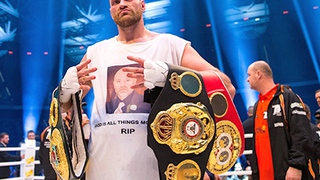 Tyson Fury hạ 'tiến sĩ búa thép' Klitschko Chuyện cổ tích của Tyson Fury