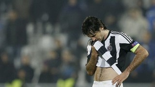 Cả ban lãnh đạo đội bóng từ chức vì bị loại khỏi Europa League