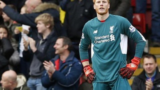 Thủ môn Bogdan mắc sai lầm ngớ ngẩn khiến Liverpool thủng lưới