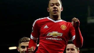 VIDEO: Depay xỏ háng đối thủ rất ảo diệu ở trận Man United - Midtjylland