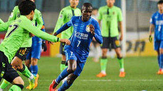 Champions League châu Á: Ramires nhận thẻ đỏ, Teixeira ghi bàn ra mắt ở Jiangsu