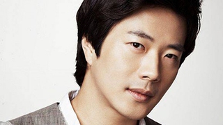 Ngôi sao hallyu Kwon Sang Woo tiếp tục 'oanh tạc' màn ảnh nhỏ Trung Quốc