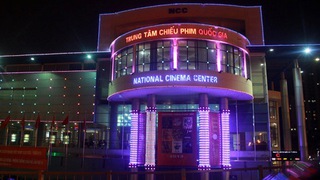 Phát hành phim: Đừng chờ nhà nước nữa!