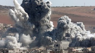 Máy bay Nga ồ ạt oanh kích thành phố Aleppo của Syria