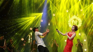 Ngọc Anh 'khóc' khi 'Chìm trong muôn thuở'