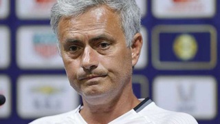 CẬP NHẬT tin tối 24/7: Mourinho tin M.U bất lợi nhất trong cuộc đua vô địch. Barca đã xác định ngôi sao đầu tiên phải ra đi