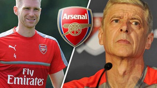 Mertesacker nghỉ dài hạn, Arsene Wenger lại khốn khổ