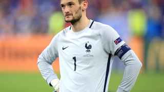 Lộ hình ảnh Lloris chấn thương trước khi bị ghi bàn ở chung kết EURO 2016